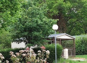 Exterior - ZEcamping 3 étoiles pataugeoire chiens acceptés locatif BBQ 24m2 (La Souterraine)