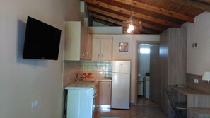 Private kitchen - Santo George Beach (Malevizi)