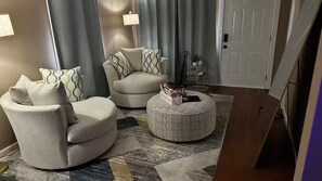 Interior - Dearest Deslonde (New Orleans)