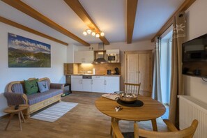 Apartment | Living room - Zwei Appartements im EG fur Befreundete Familien (Grainau)