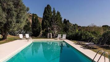 Piscina all'aperto