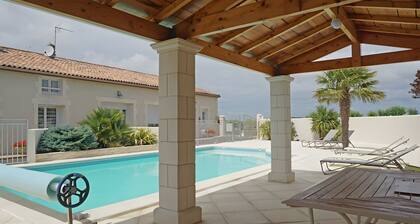 Bed & Breakfast 'Chambre D'hôtes Vanille' mit Gemeinschaftsterrasse, Garten & WLAN