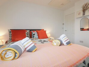 3 Schlafzimmer, individuell dekoriert, individuell eingerichtet