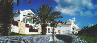 Latchi Escape Hotel and Suites