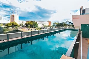 Căn hộ cơ bản | Hồ bơi | Hồ bơi ngoài trời 