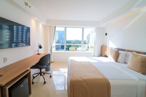 Ozped Flats Particulares  Condomínio das Nações I Acesso pelo Hotel Tryp 