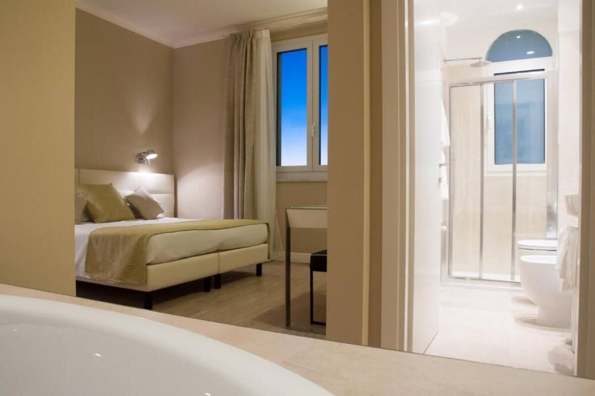 Junior Suite, Sea View | In-room safe, desk, free WiFi