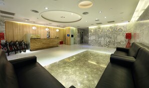 Lobby - YPJ Hotel (Kaohsiung)