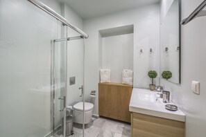 Bathroom - Myrtia Beach House (Chania)