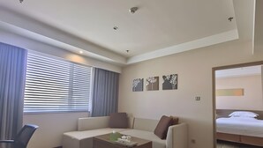 Ảnh chưa phân loại, 4 trong số 67 ảnh, nút