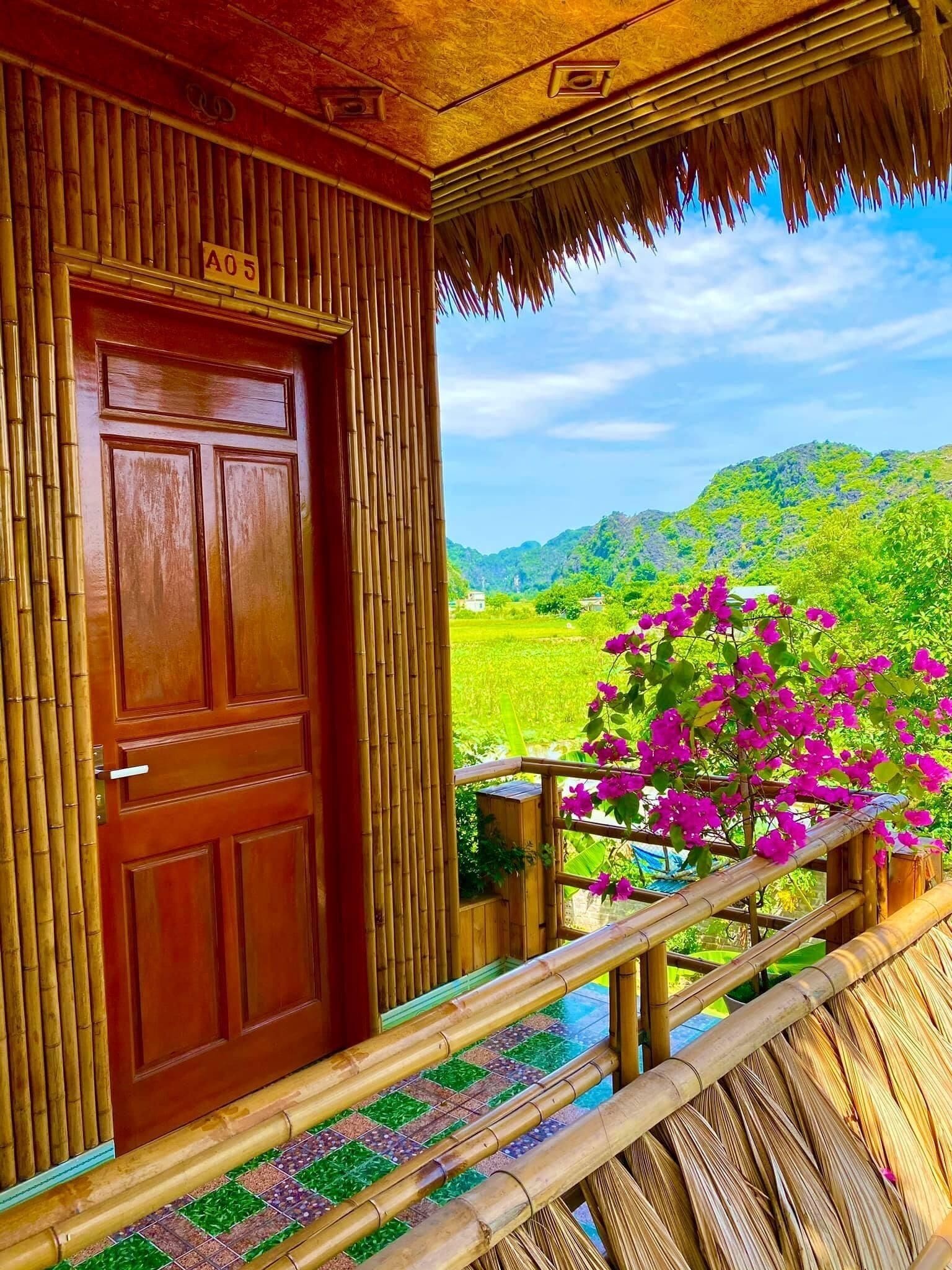 Deluxe Double Room, Private Bathroom, Mountain View | Exterior detail