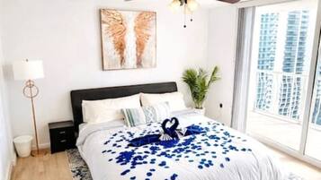 Leilighet | Blendingsgardiner og wi-fi (inkludert)