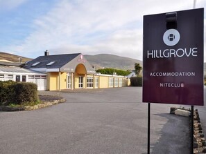 Exterior - Hillgrove Hotel (Dingle)