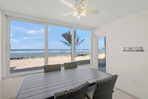 Dining - Beachfront Condo with Unobstructed Gulf Views – Steps to the Sand (Siesta Key)