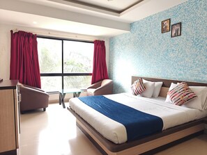 Deluxe Double Room | Memory foam beds, desk, blackout drapes, free WiFi - Hotel Amruta Executive (Bhor)