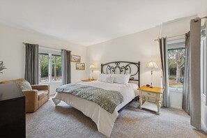 2 Schlafzimmer, Schreibtisch, Bügeleisen/Bügelbrett, kostenloses WLAN