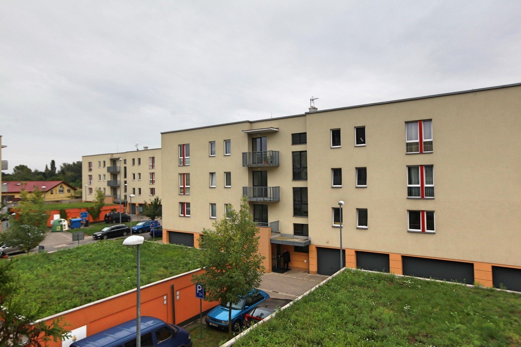 المنشأة من الخارج