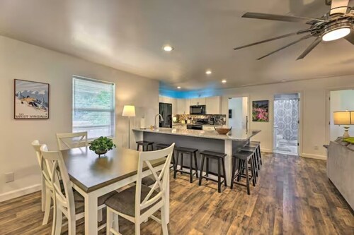 Gorge Getaway • Fire Pit & RV Parking • Pets OK