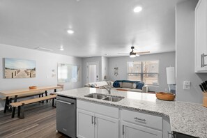 Interior - Tide And Tee Ping Pong Golf Cart By Beach Star (Surfside Beach)