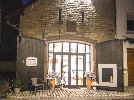 Exterior. Living in history - Modern Country Cottage