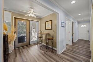 Interior - Walk to Beach in OKI with Hot tub, & Pet Friendly (Oak Island)