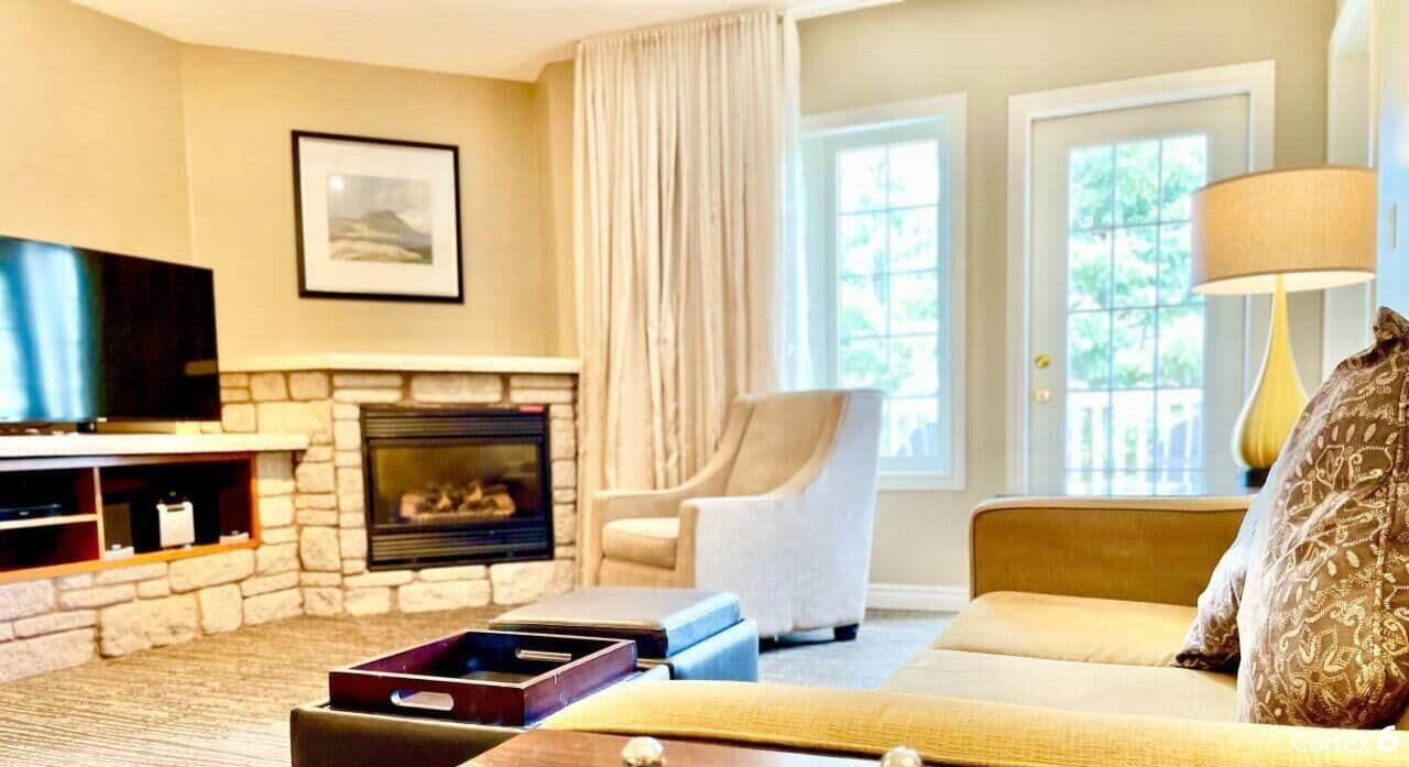 Fireplace, DVD player, table tennis, stereo