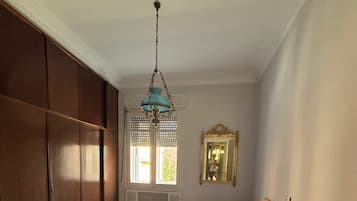 Bügeleisen/Bügelbrett, WLAN, Bettwäsche