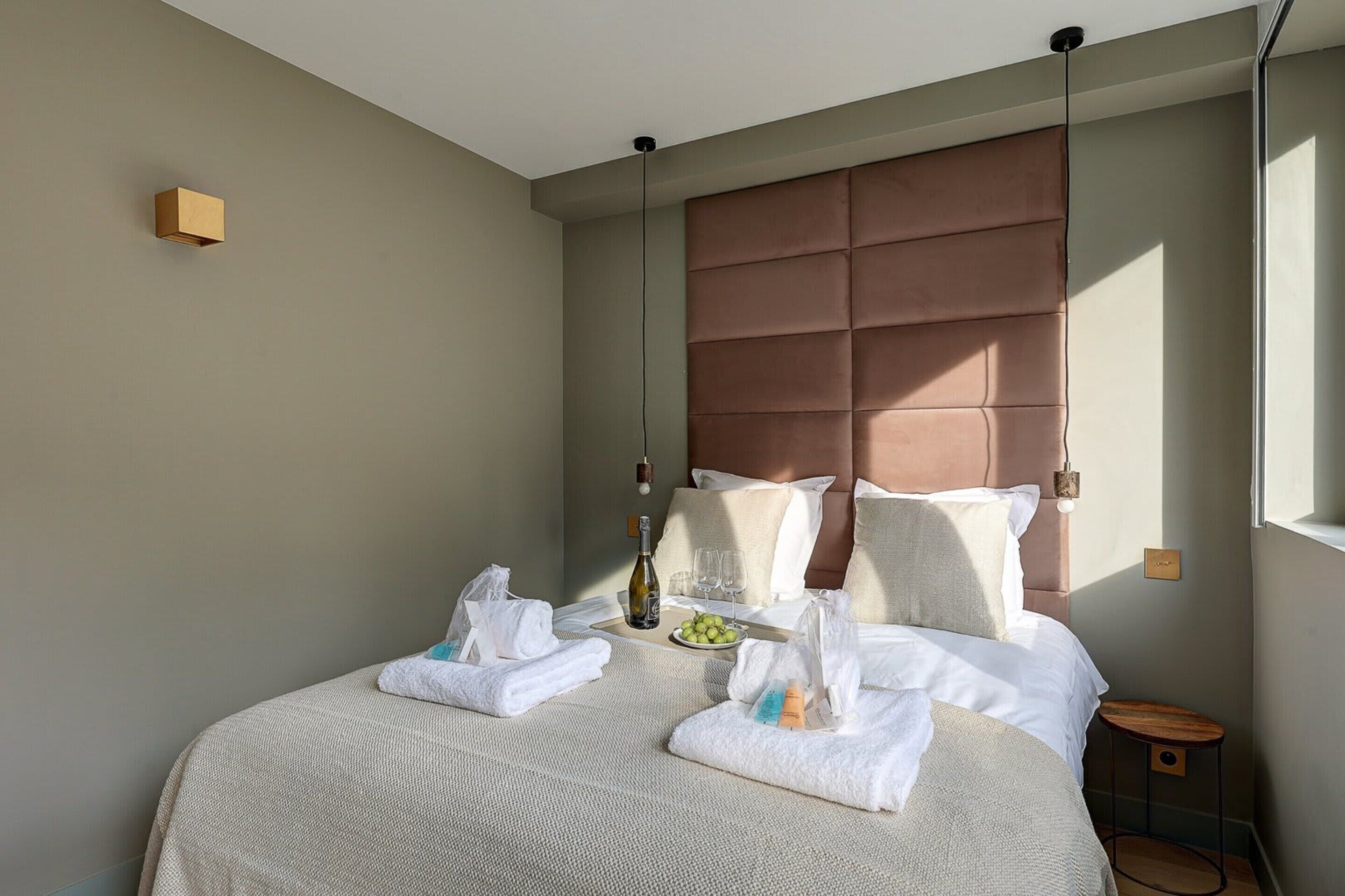 Departamento | 2 habitaciones y espacio para trabajar con laptop 