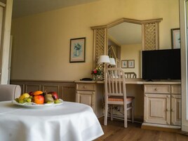 Apartment | Living room