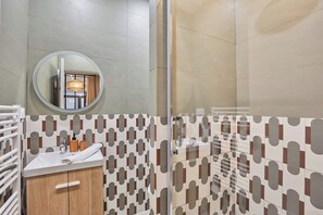 Appartement | Salle de bain | Sèche-cheveux