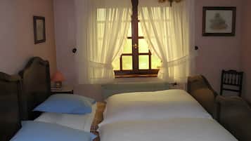 Fer et planche à repasser, Wi-Fi, draps fournis