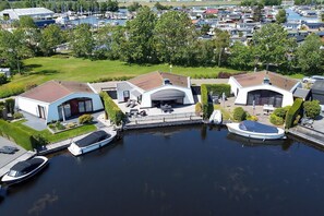 Exterior - Bungalow at the waterside pets friendly (Lemmer)
