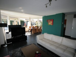 Smart TV - Park de Markol Leeuwerik 12 (Lemmer)