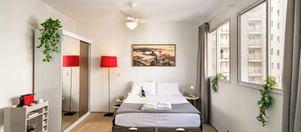 Moderno com AC piscina e academia