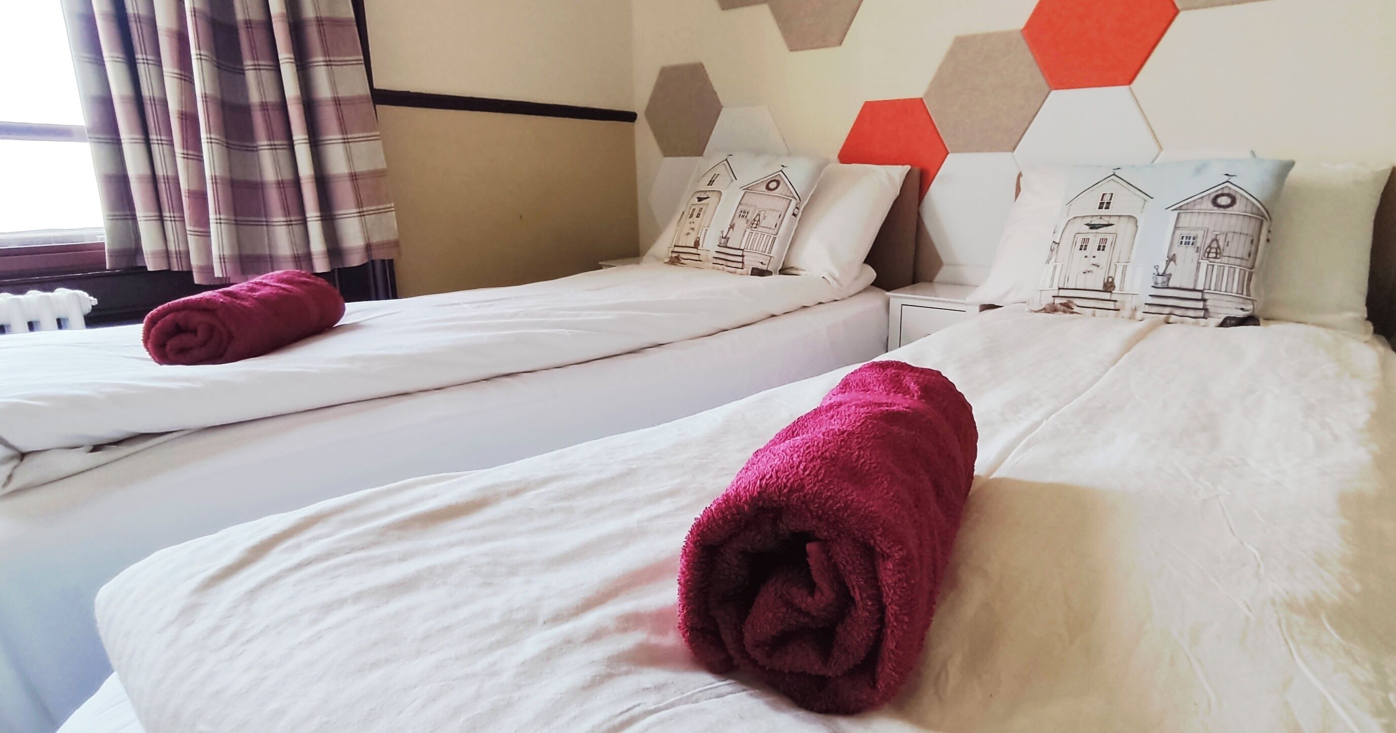 Standard Twin Room, Sea View | Free WiFi