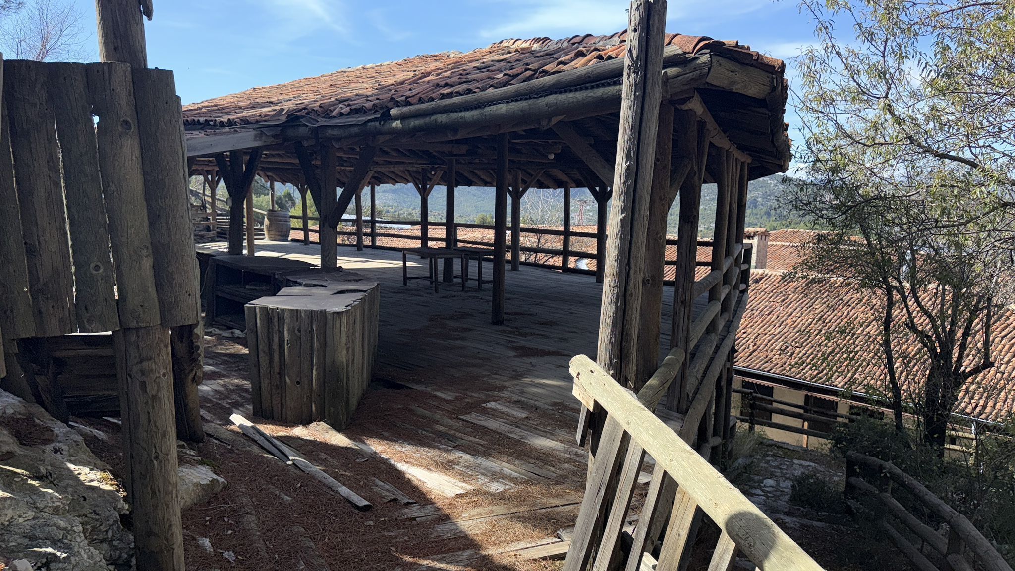 Quarto tradicional, vista para a montanha | Terraço/pátio