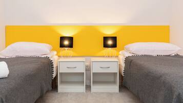 Family Cottage, Pets Allowed | Blackout drapes, iron/ironing board, free cribs/infant beds, travel crib