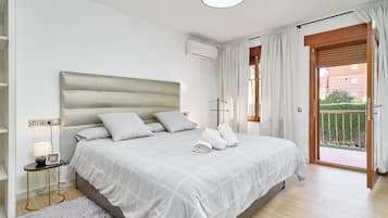 Ferros/tábuas de passar roupa, Wi-Fi, roupa de cama