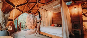 拉基拉豪华露营