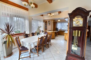 House | Living room - Holiday Villa With Sauna, Right on the Beach (Ustronie Morskie)