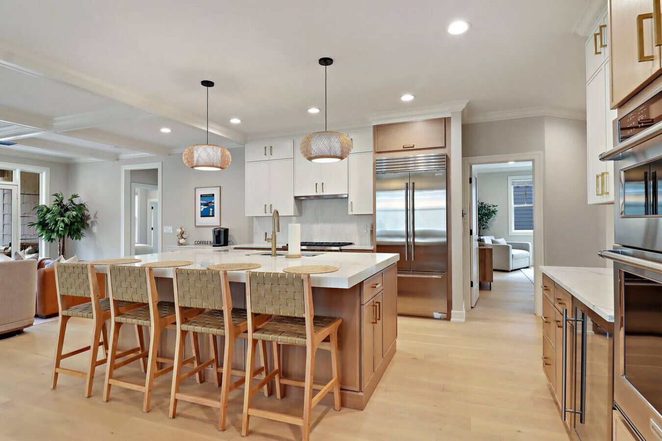 冰箱、微波炉、烤箱、炉灶