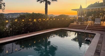 Gated Property with 4 King Beds + Pool + Views + Pet Friendly + Trailer Parking