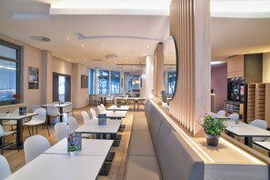 Basic-Doppelzimmer | Speisen