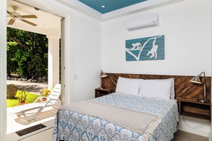 Iron/ironing board, WiFi, bed sheets - Buendía Lux - Mango Continued. Stunning 2 bedroom suite with pool near the beach. (Potrero)