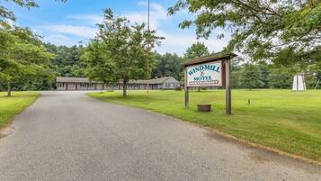 Fachada de la propiedad