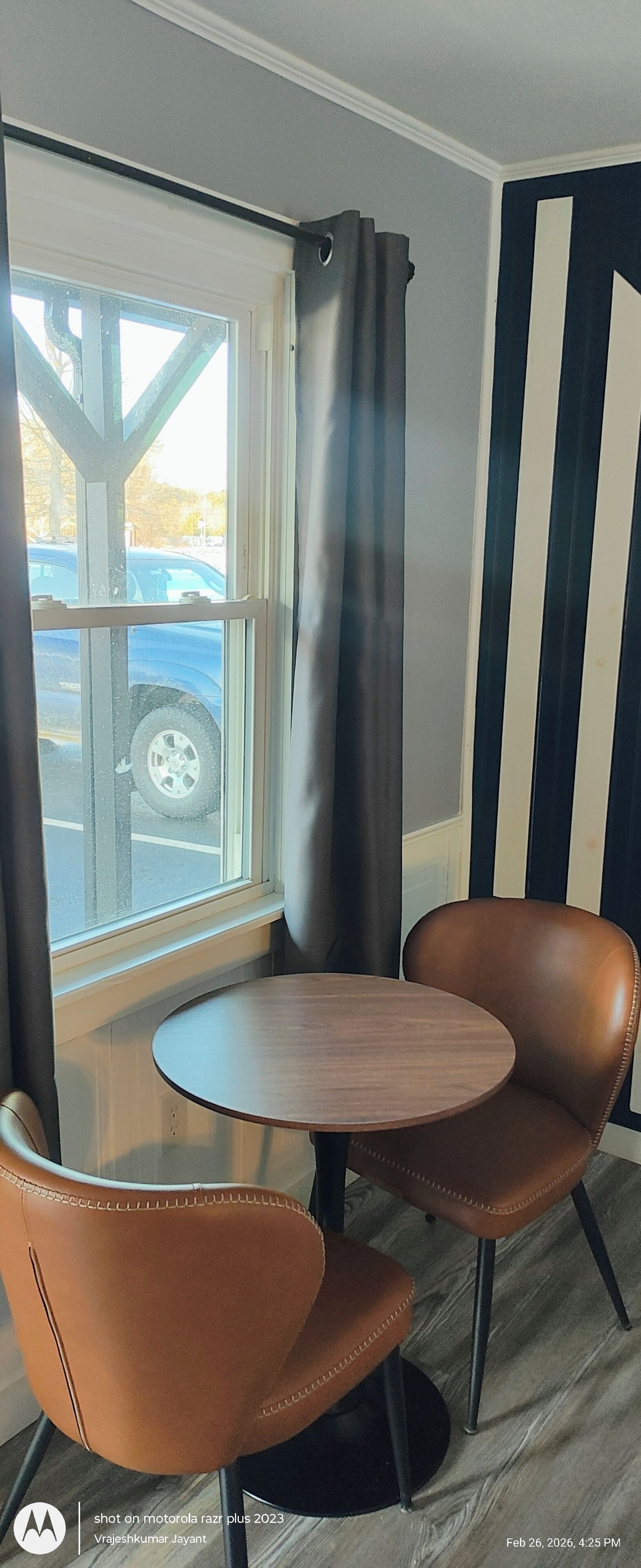 Basic Room, 1 Queen Bed, Valley View | Courtyard view