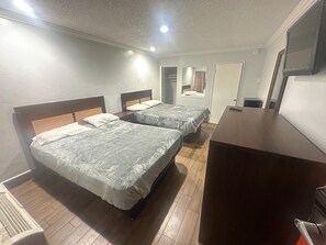 Habitación con 1 cama matrimonial o 2 individuales | Escritorio y wifi gratis 