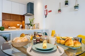 Dining - Sunny Apartment Center Albufeira (Albufeira)