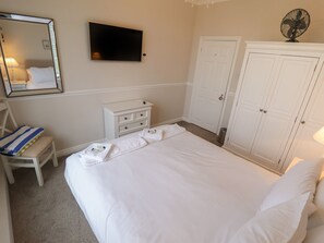 3 ห้องนอน, ห้องพักตกแต่งอย่างมีเอกลักษณ์, ตกแต่งพิเศษโดยเฉพาะ, Wi-Fi ฟรี