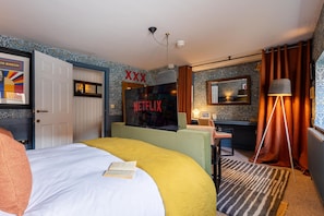 Apartment | 2 bedrooms, Internet - The Loft by the Bay in Scarborough (Scarborough)